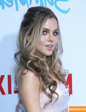 Anne Winters photo #0034