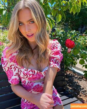 Anne Winters photo #0061