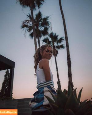 Anne Winters photo #0081