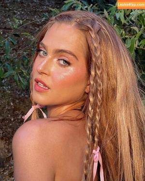 Anne Winters photo #0168