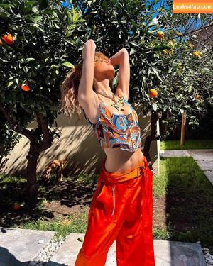 Anne Winters photo #0223