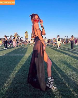 Anne Winters photo #0240