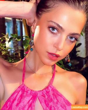 Anne Winters photo #0267