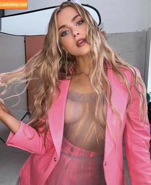 Anne Winters photo #0274