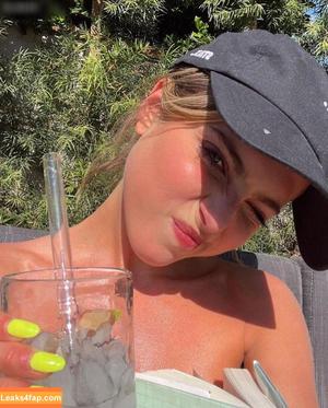 Anne Winters photo #0280