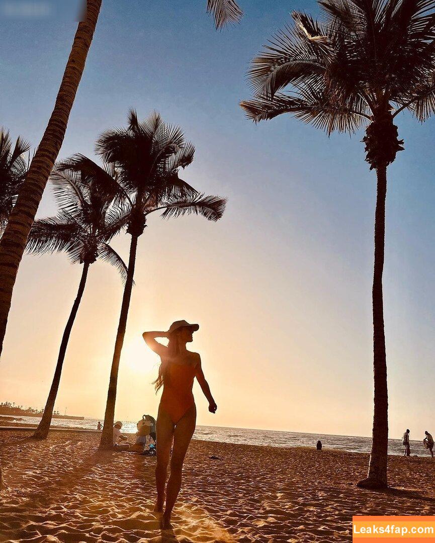 Annemarie Carpendale / Warnkross / annie_carpendale leaked photo photo #0307