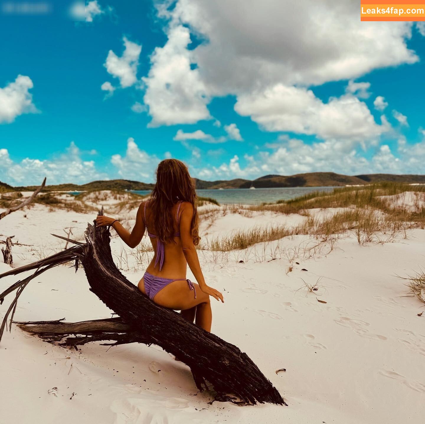 Annemarie Carpendale / Warnkross / annie_carpendale слитое фото фото #0486