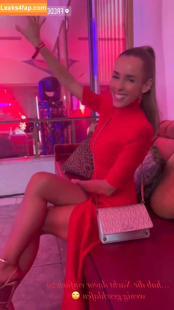 Annemarie Carpendale / Warnkross / annie_carpendale leaked photo photo #0523