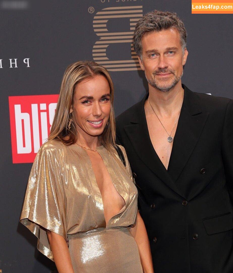 Annemarie Carpendale / Warnkross / annie_carpendale слитое фото фото #0537