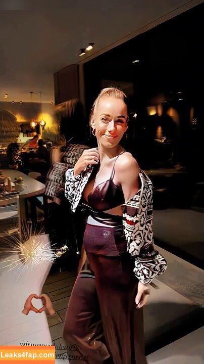 Annemarie Carpendale / Warnkross / annie_carpendale leaked photo photo #0560