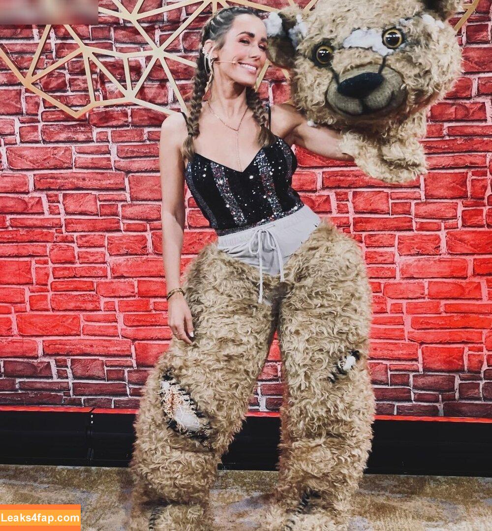 Annemarie Carpendale / Warnkross / annie_carpendale leaked photo photo #0673