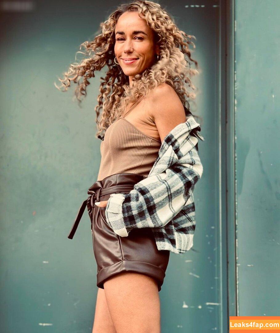 Annemarie Carpendale / Warnkross / annie_carpendale leaked photo photo #0699