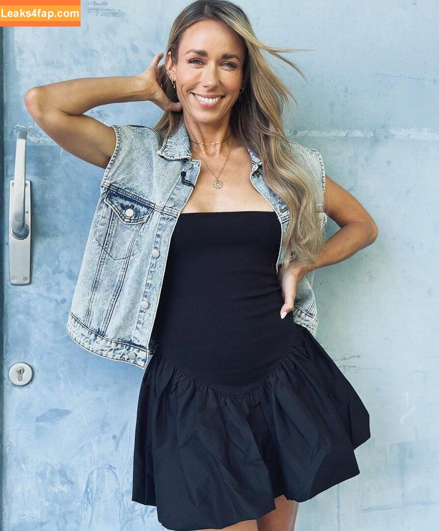 Annemarie Carpendale / Warnkross / annie_carpendale leaked photo photo #0748
