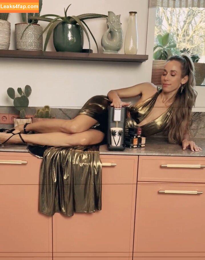 Annemarie Carpendale / Warnkross / annie_carpendale leaked photo photo #0884