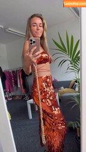 Annemarie Carpendale фото #0389