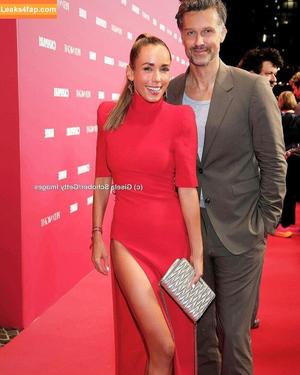 Annemarie Carpendale photo #0549