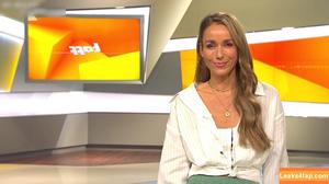 Annemarie Carpendale photo #0585