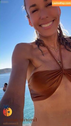 Annemarie Carpendale photo #0854