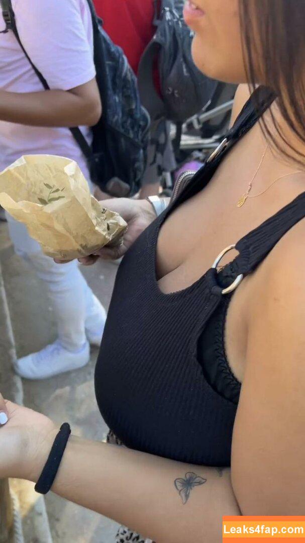Anneris18 / __anneris__ leaked photo photo #0051