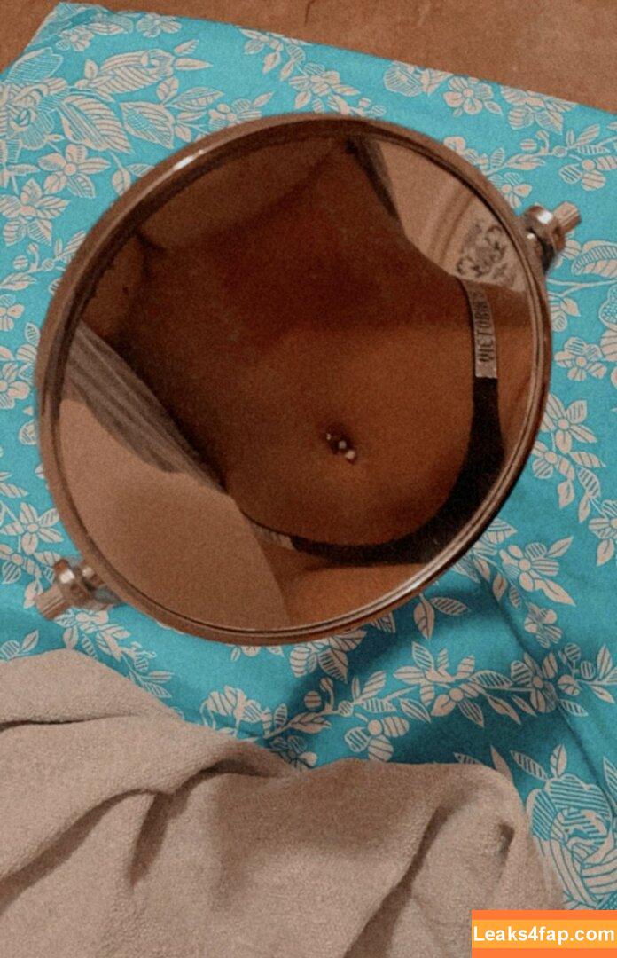 Anneris18 / __anneris__ leaked photo photo #0124