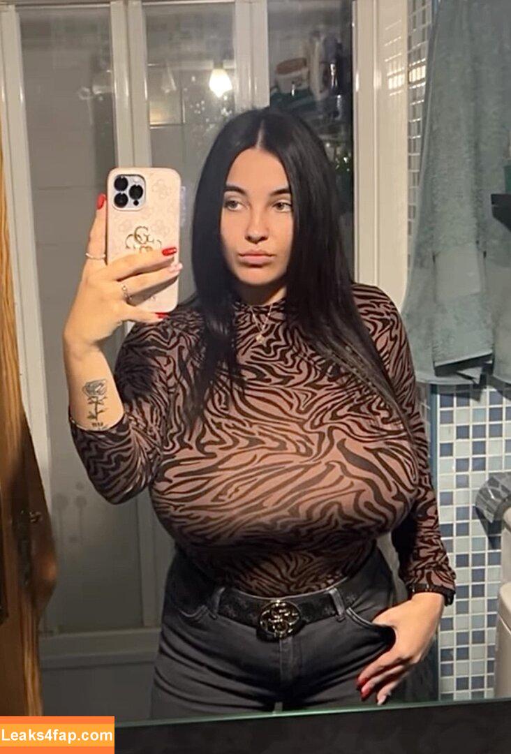 Anneris18 / __anneris__ leaked photo photo #0132