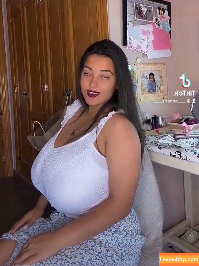 Anneris18 / __anneris__ leaked photo photo #0189