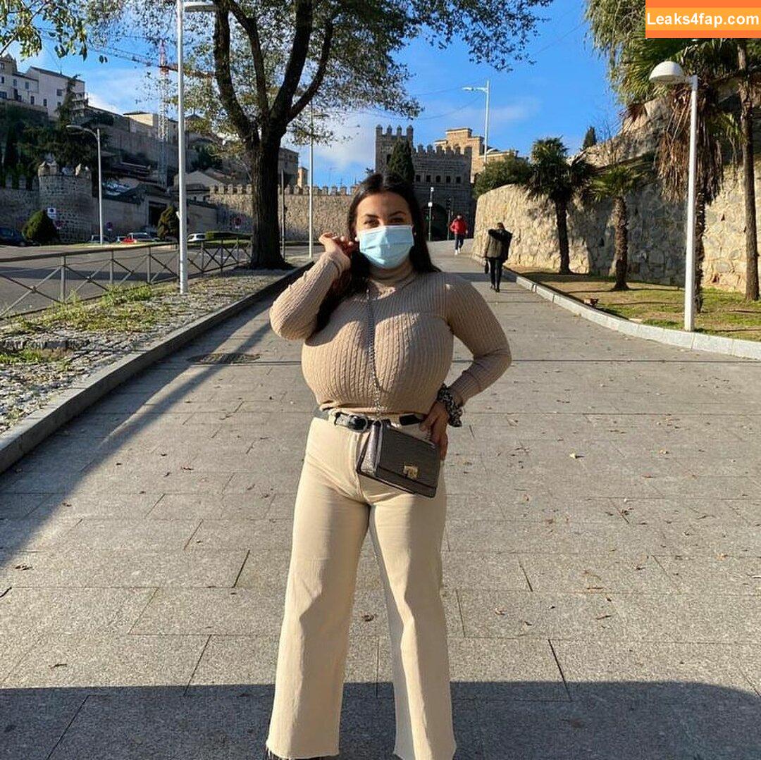 Anneris18 / __anneris__ leaked photo photo #0229