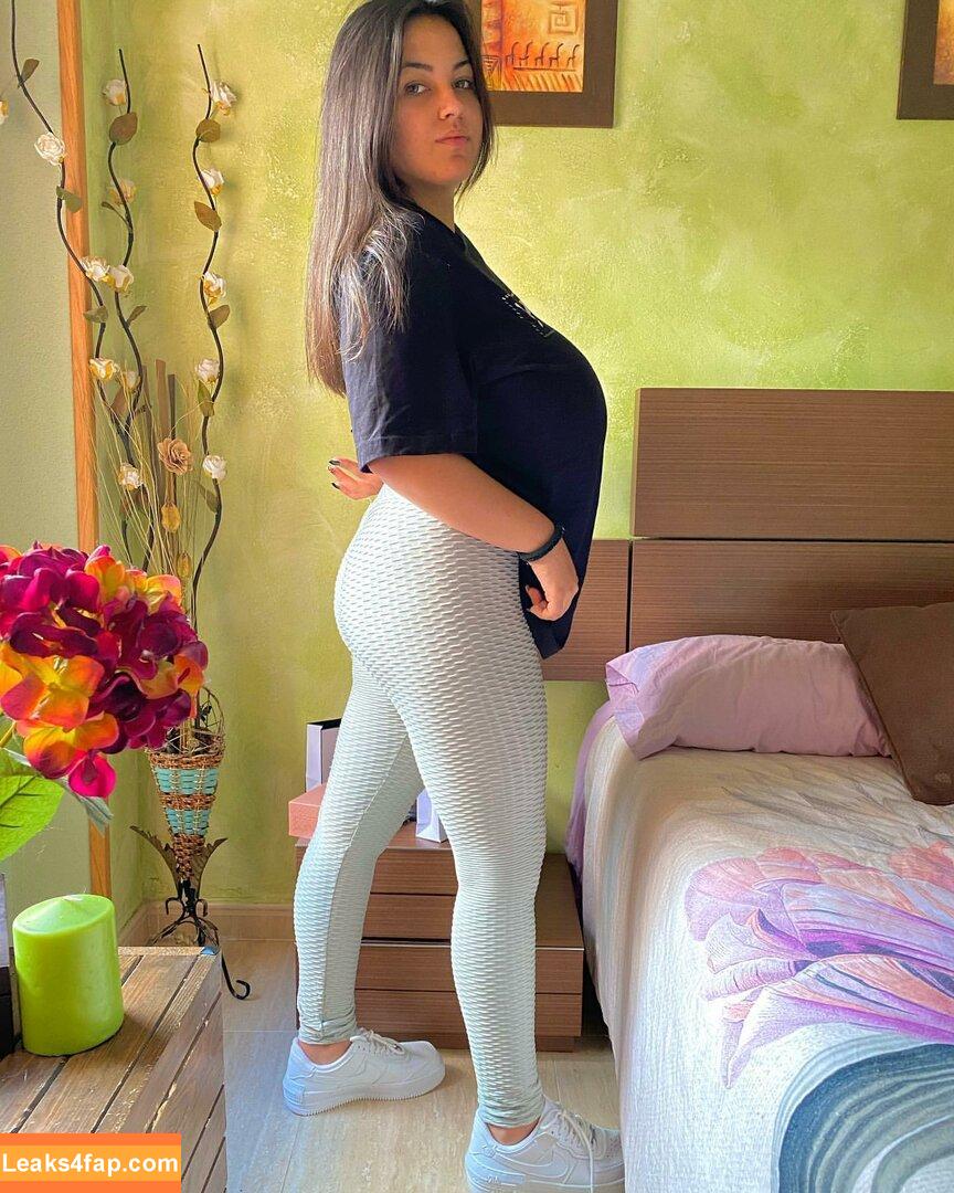 Anneris18 / __anneris__ leaked photo photo #0243