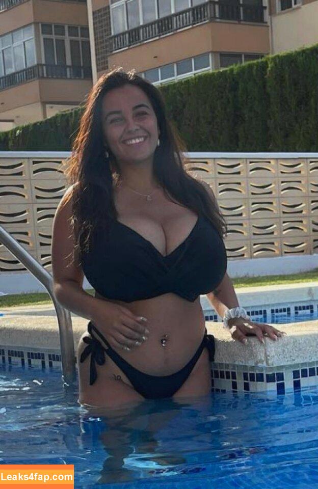 Anneris18 / __anneris__ leaked photo photo #0277
