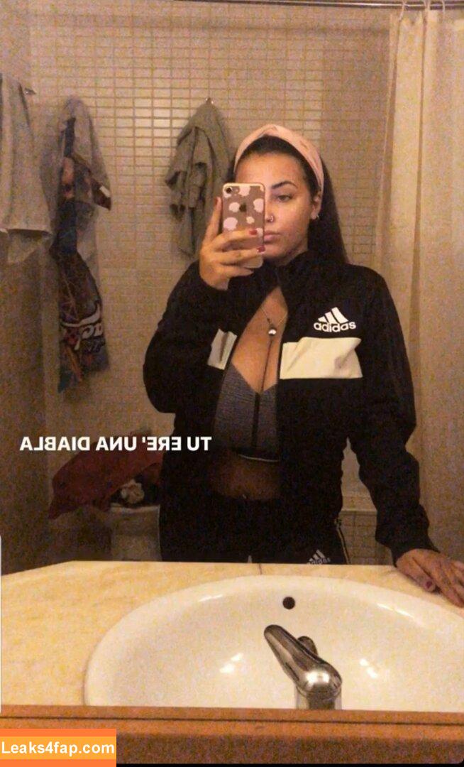 Anneris18 / __anneris__ leaked photo photo #0354
