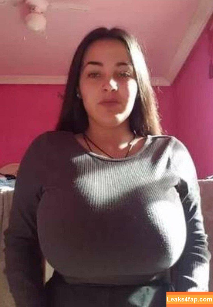 Anneris18 / __anneris__ leaked photo photo #0370