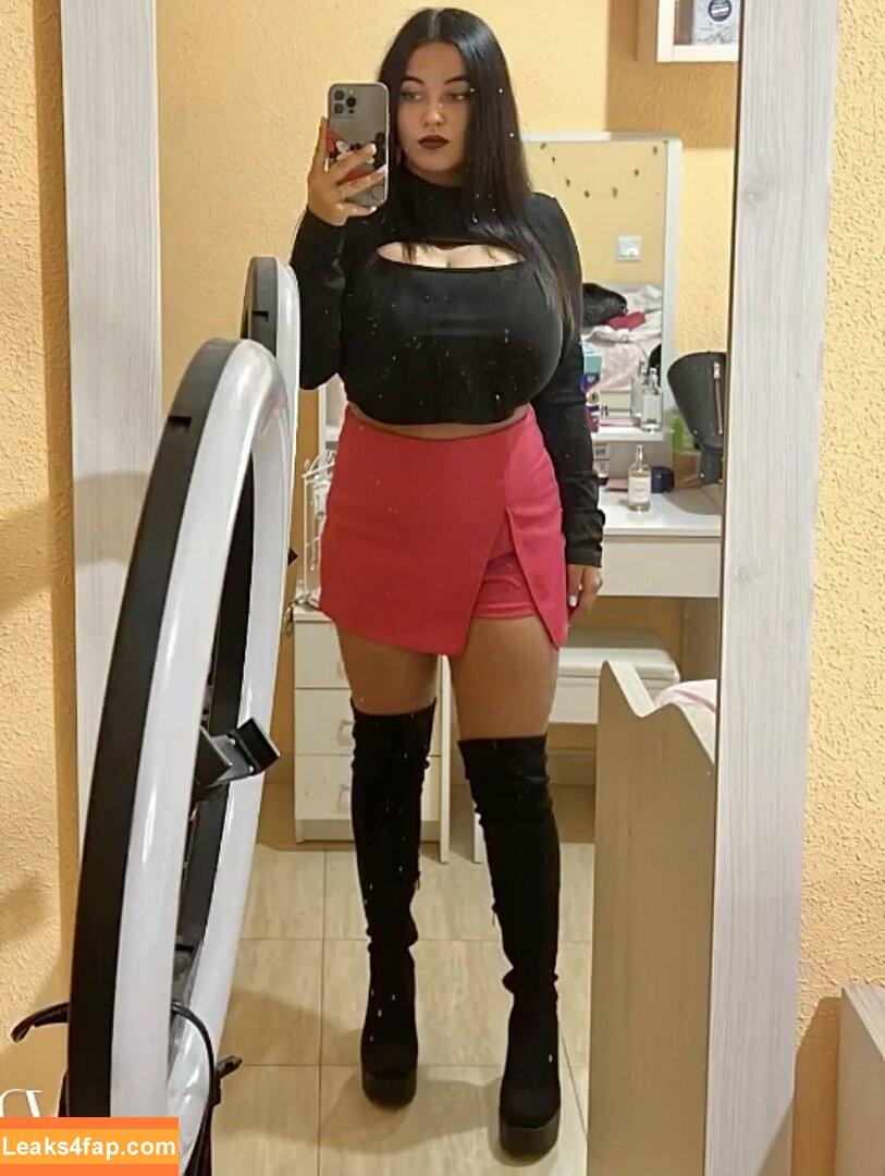 Anneris18 / __anneris__ leaked photo photo #0397