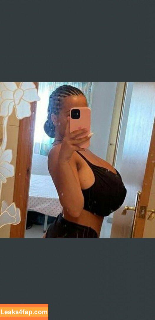 Anneris18 / __anneris__ leaked photo photo #0430