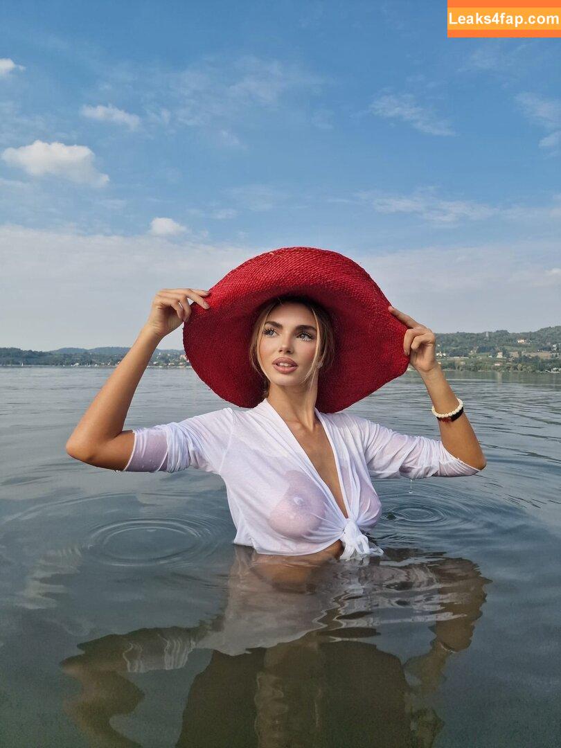 Anneth Dmitrieva / Anna nicipurenco / anneth.dmitrieva leaked photo photo #0646