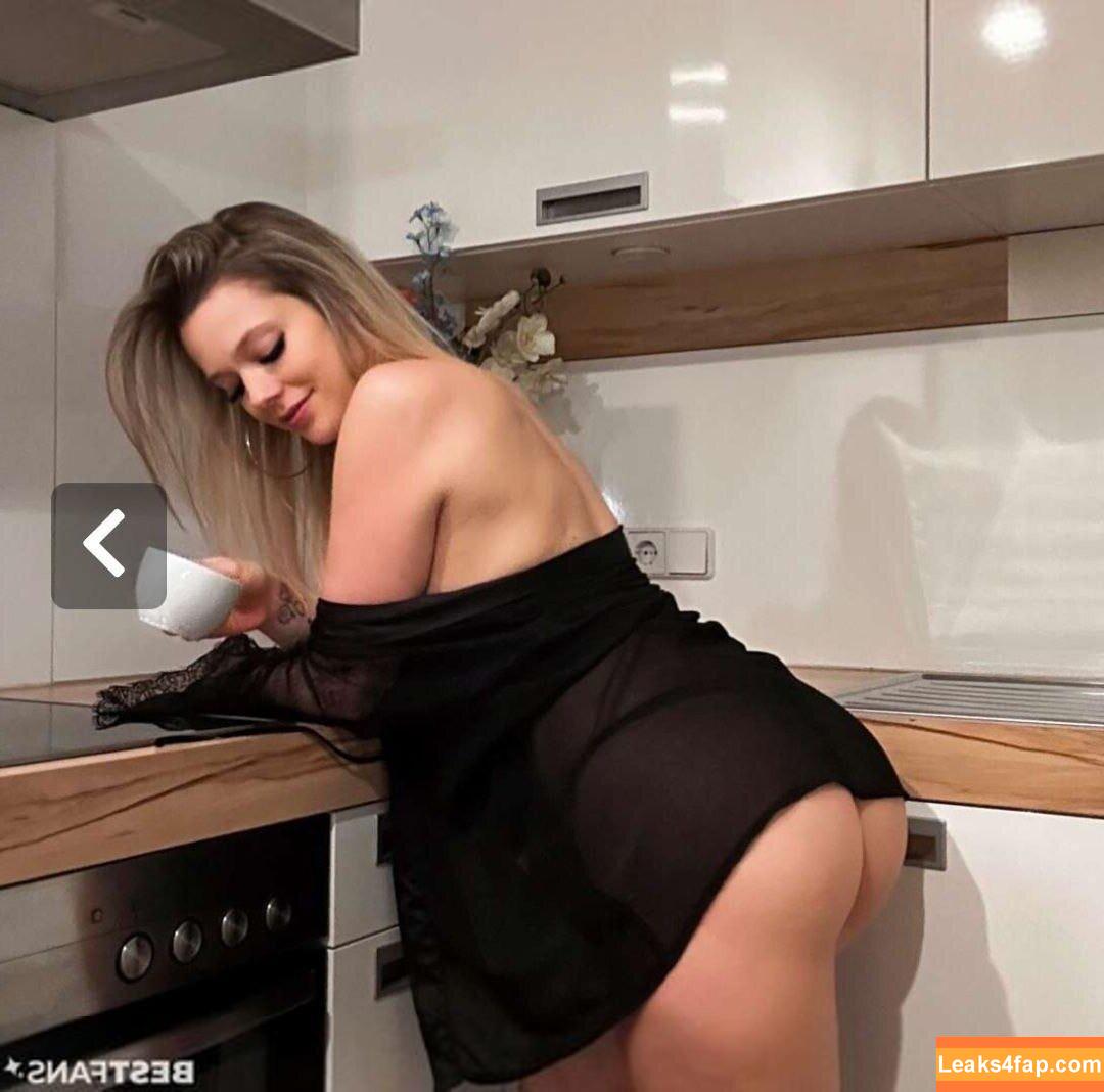 annewünsch /  leaked photo photo #0009