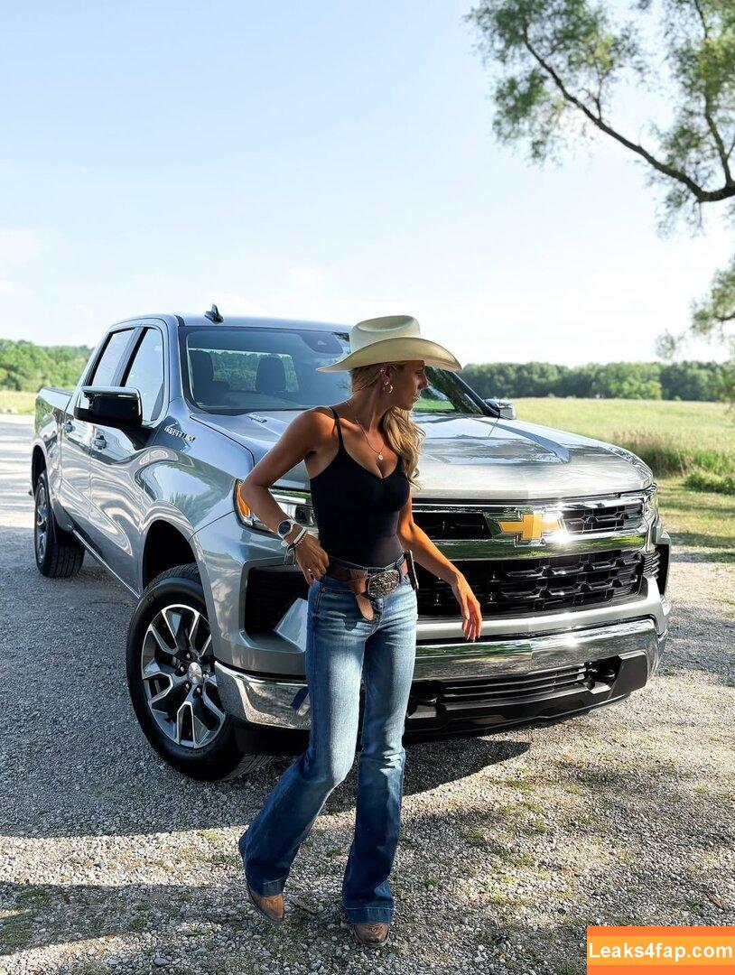 Annie Agar / annieagar5 leaked photo photo #0270