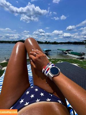 Annie Agar photo #0258