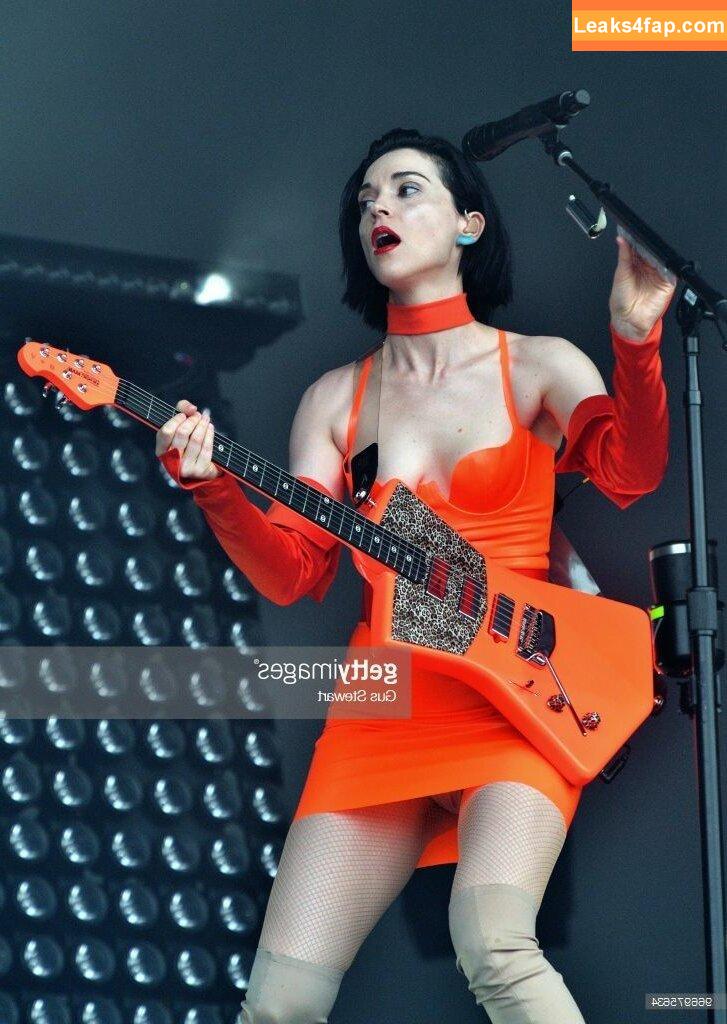 Annie Clark / St. Vincent / annie__clark leaked photo photo #0001