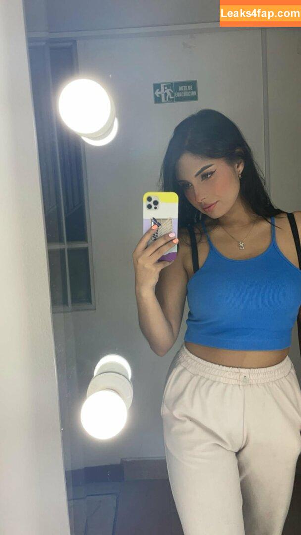 Annie Guzman / annieguzman / annieguzmancb leaked photo photo #0009