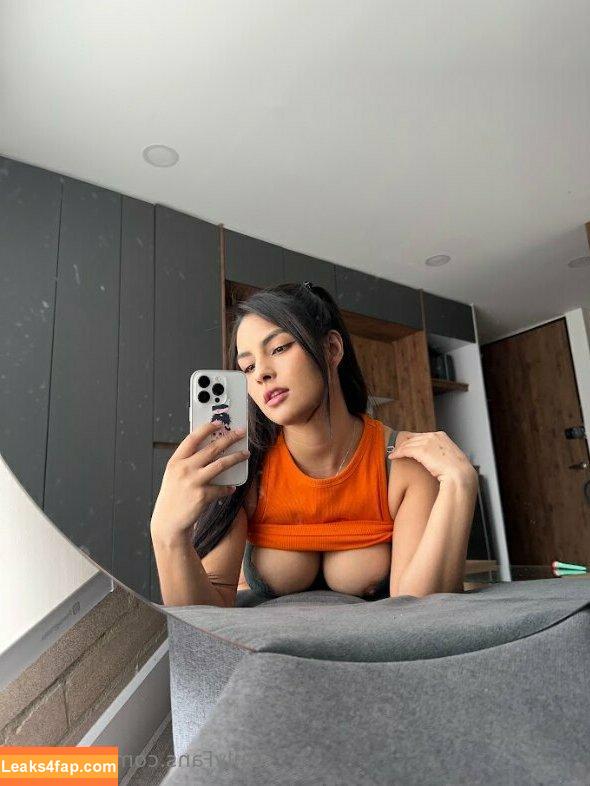 Annie Guzman / annieguzman / annieguzmancb leaked photo photo #0103