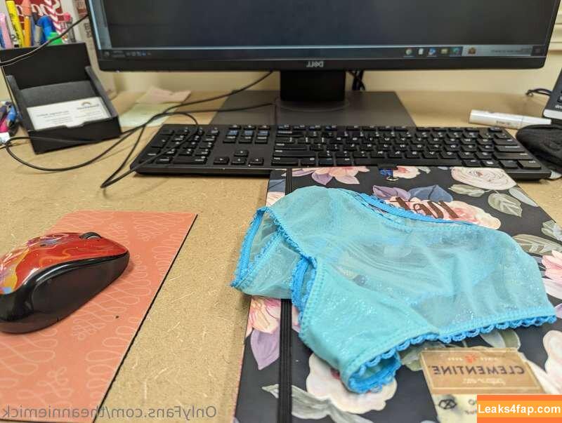 Annie Mick / annie.mick / https: / theanniemick leaked photo photo #0020