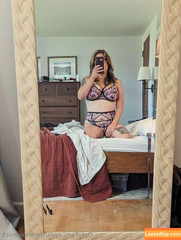 Annie Mick / annie.mick / https: / theanniemick leaked photo photo #0021