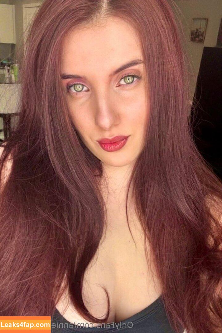 anniechloesworld /  leaked photo photo #0084