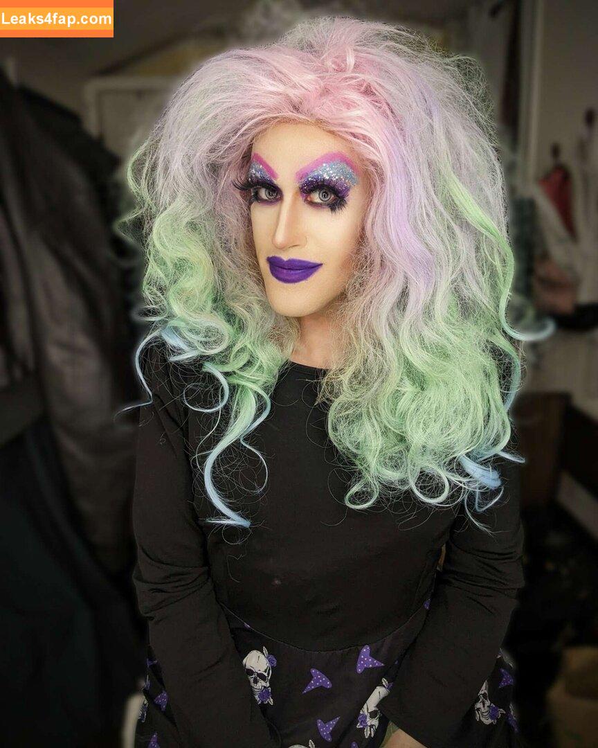 anniechrist /  leaked photo photo #0011
