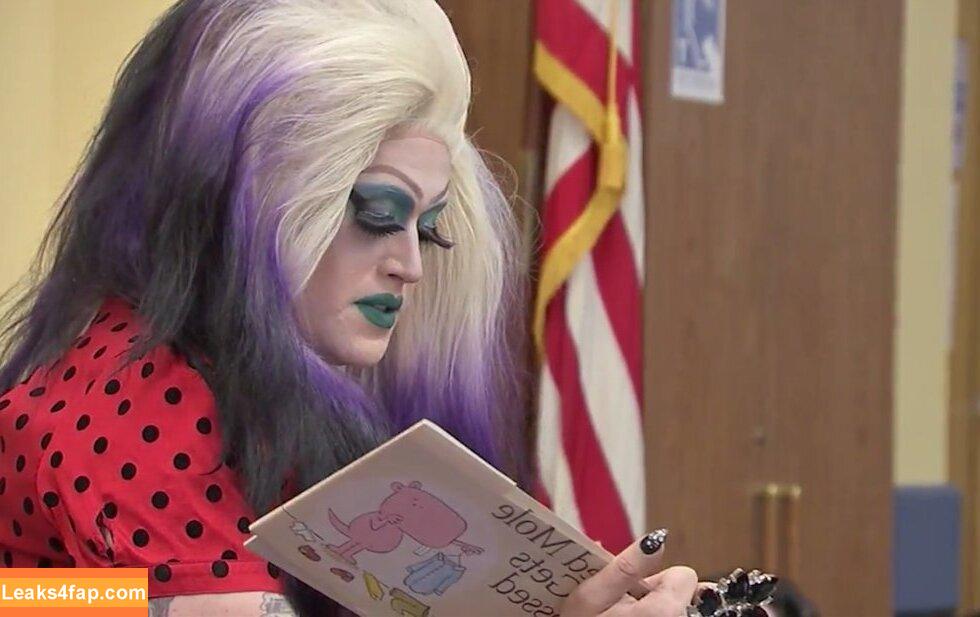 anniechrist /  leaked photo photo #0013