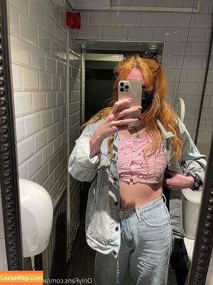 annieecharlottefree photo #0175