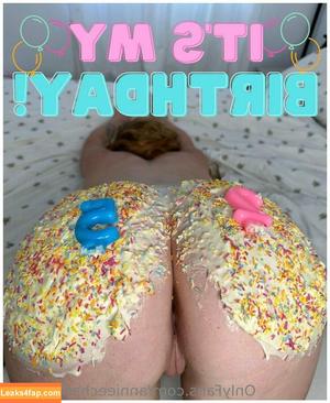 annieecharlottefree photo #0553