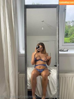 annieecharlottefree photo #0613