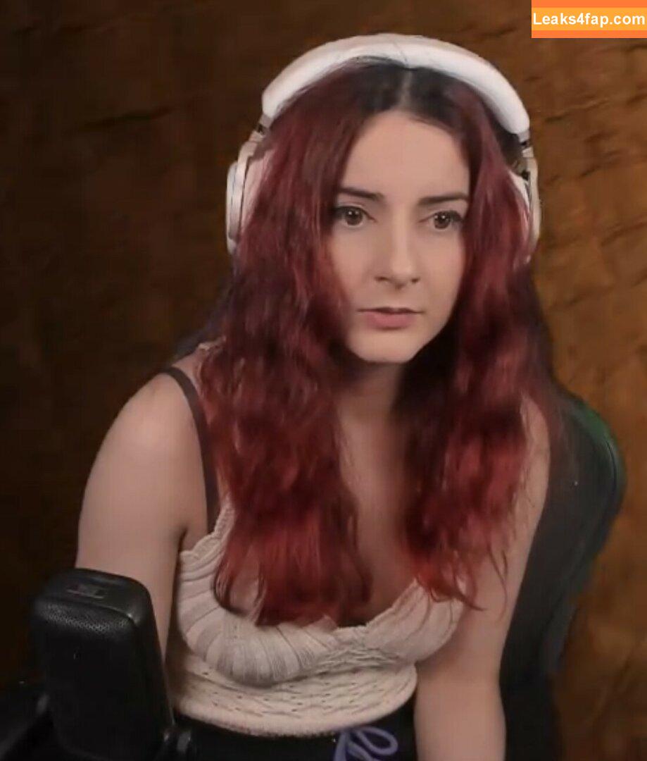 anniefuchsia /  leaked photo photo #0171