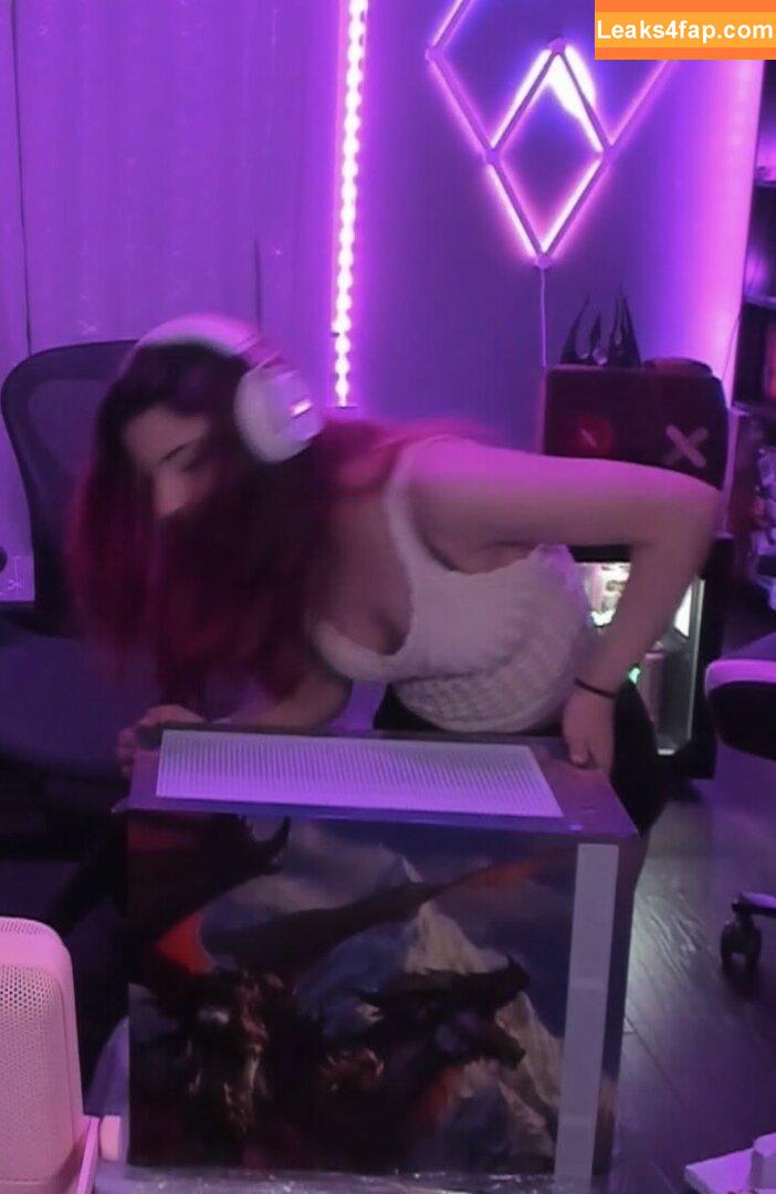 anniefuchsia /  leaked photo photo #0219